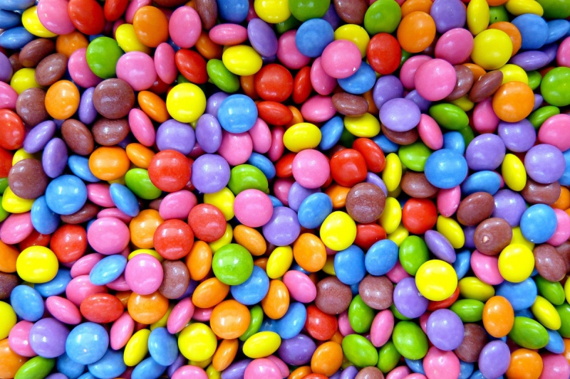 confiserie-BAUDINARD SUR VERDON-min_smarties_confectionery_lenses-1150911